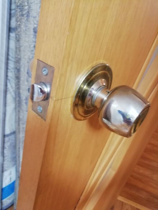 Продам межкомнатные двери