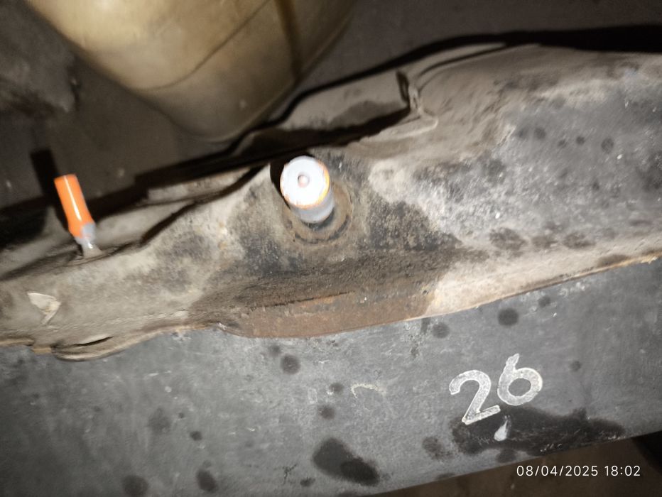 Резервоар за Тойота рав 4 2.2 д4д ХА30