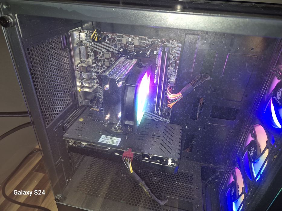 Геймърски компютър RTX 3060 12GB VRAM / Ryzen 5 / 32GB RAM / ТОП за игри