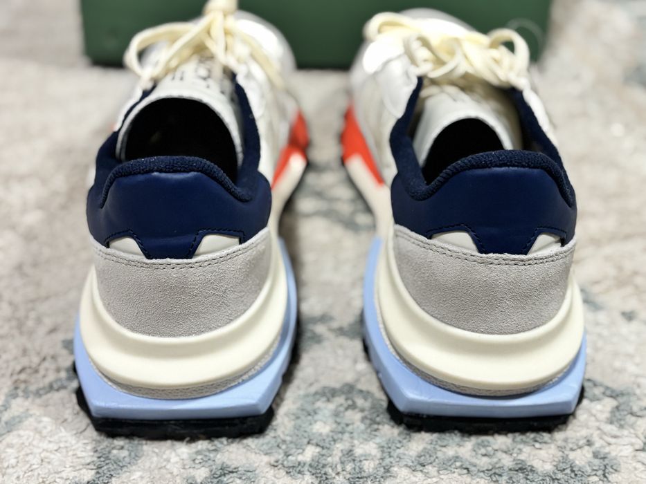 Продам кросы LACOSTE