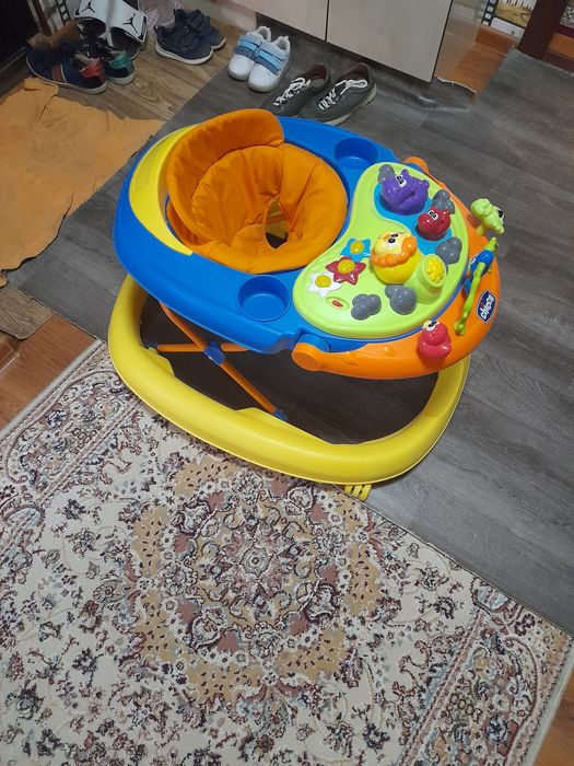 Ходунок CHICCO оригинал