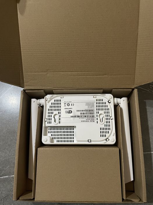 Wi Fi router optika.