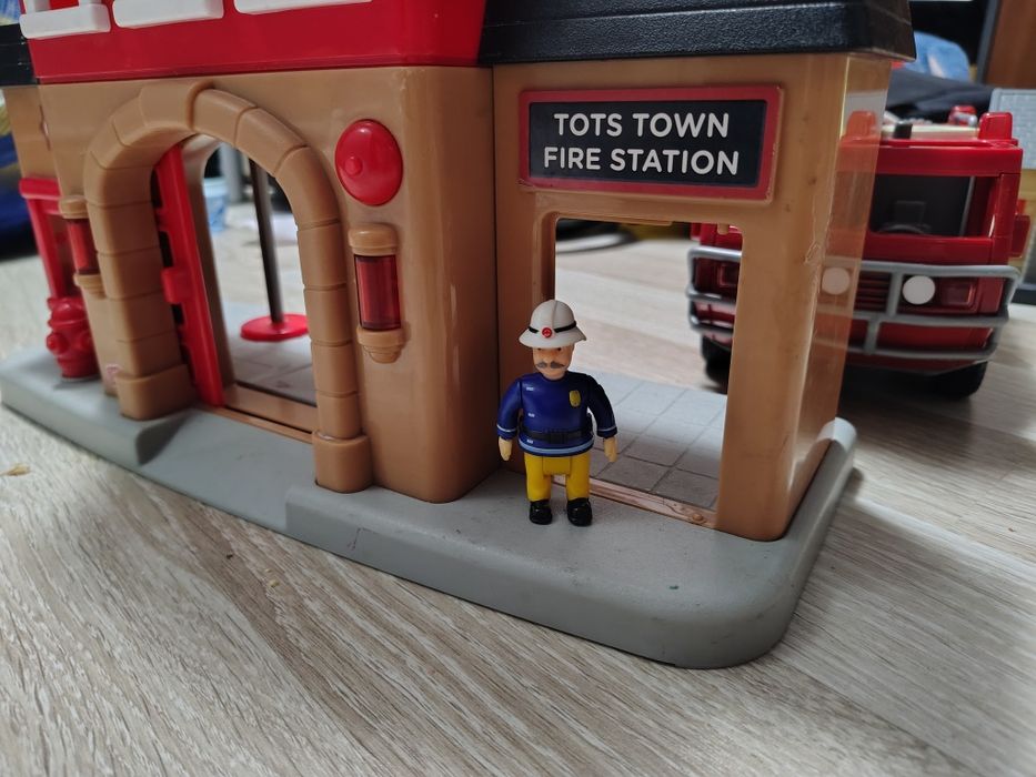 Statie de pompieri interactiva