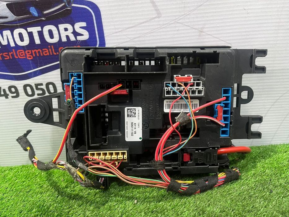 TABLOU PANOU SIGURANTE BMW 116I SERIA 1 F20 F21 COD OEM 6114V8 926111102 2011-2019