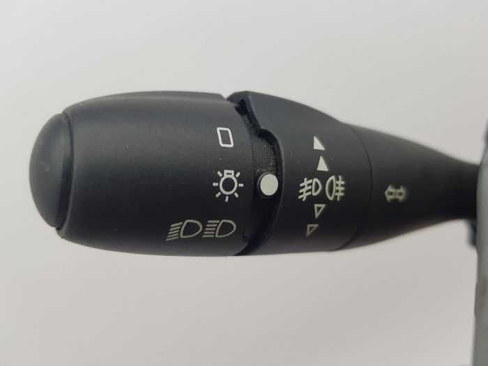 Продавам COM модул за Пежо и Ситроен