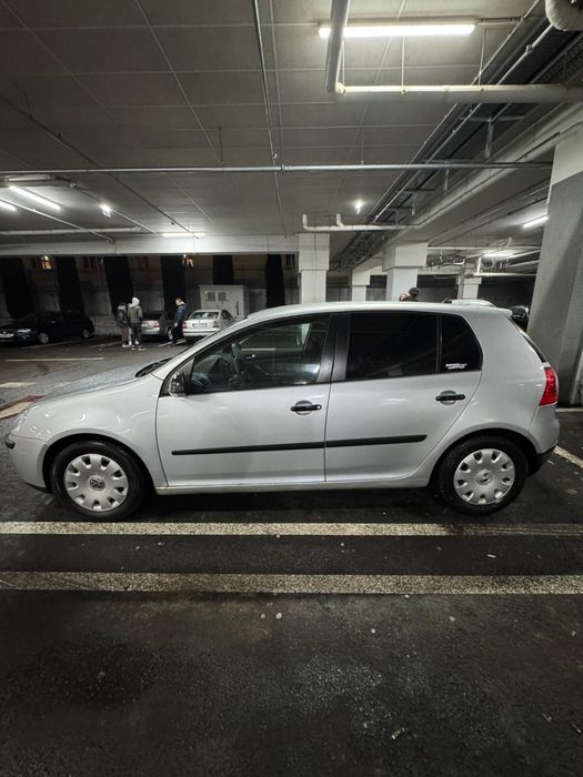 Volkswagen Golf 5, 1.4 MPI, benzină