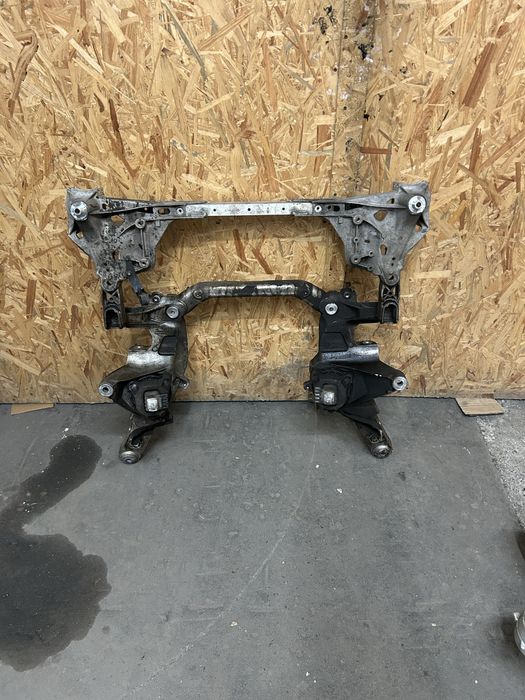 Cadru motor bmw G30 G31 G11 G12 X Drive