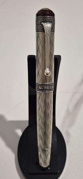 Stilou Aurora 80th Anniversary – stilou ediție aniversară din argint