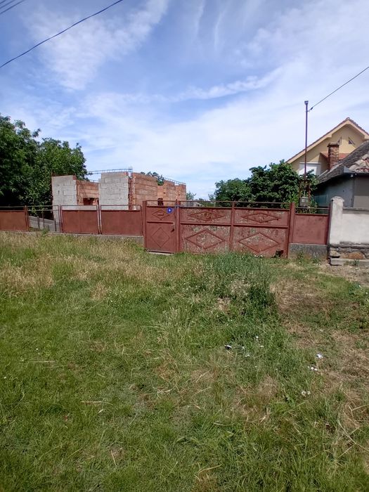 Vând casă ân Galșa județu arad cu prețu de 30 000