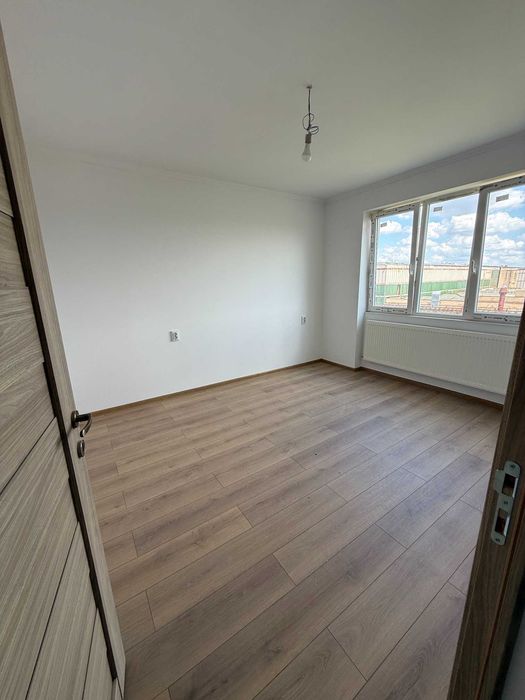 Apartament cu 3 camere, 70 mp utili, zona SUPECO