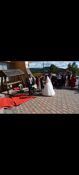 Rochie de mireasă model A line