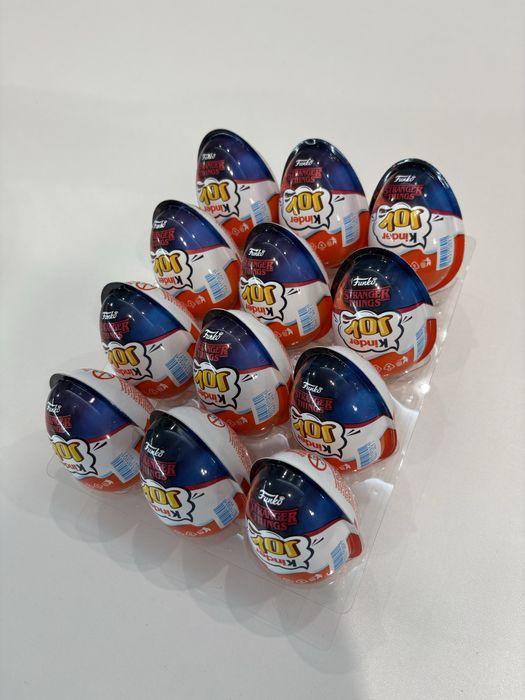 Kinder Joy Stranger Things 12бр Яйца, Лимитирана Серия