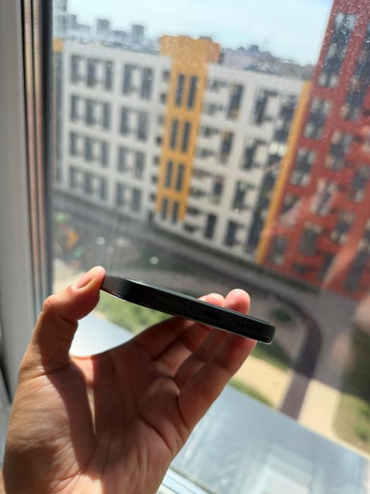 Продам Nothing Phone 2a.