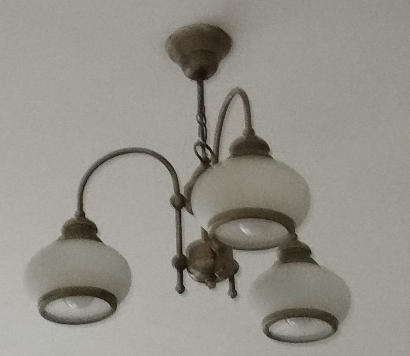 Продам комплект люстра и бра