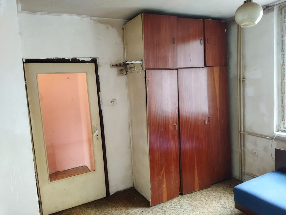 Продава двустаен апартамент в центъра на гр Смолян