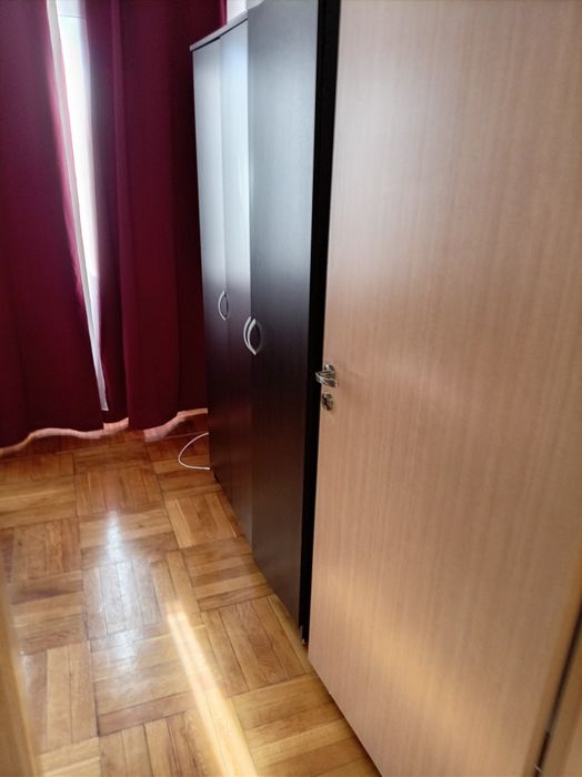 Închiriez apartament