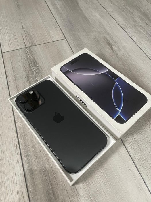 Vând/Schimb iPhone 16 Pro Max Negru.