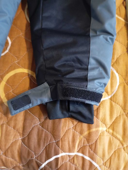 Мъжко зимно яке LEAF с качулка, размер XL, цена 70 лв.