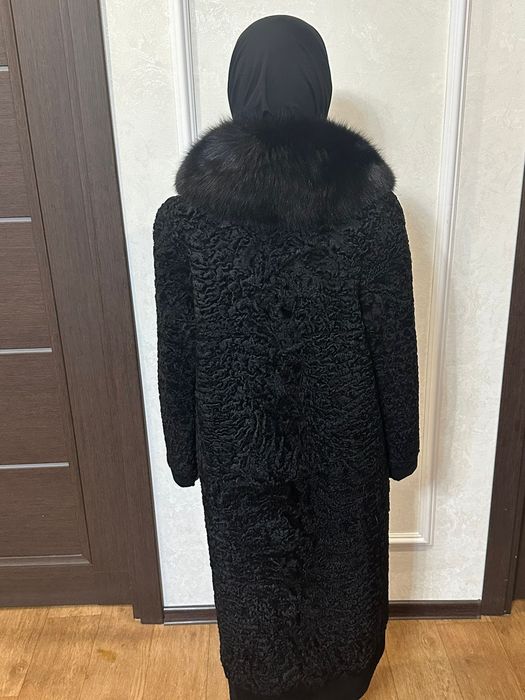 Продам новую шубу