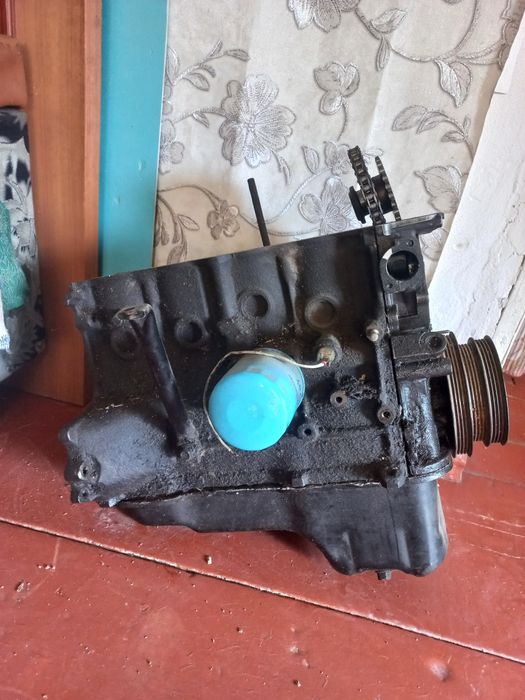 Двигател коропка