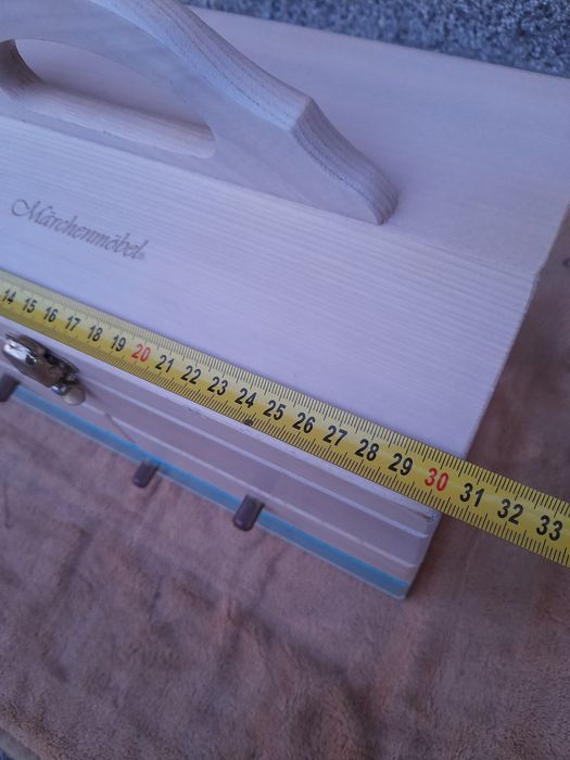 Дървена кутия за бижута