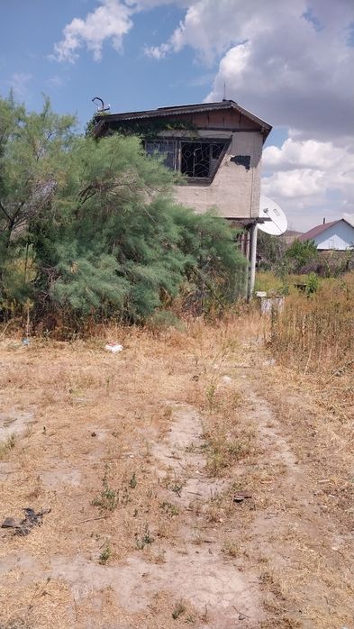 Продажа двух дачь.   Летнего строения.