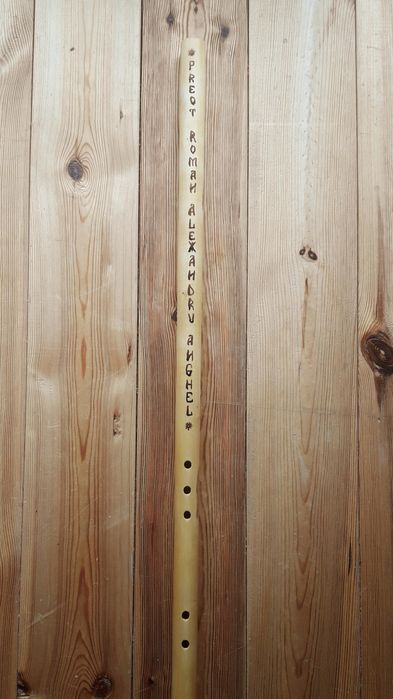 Caval - fluier cu husa GRATIS