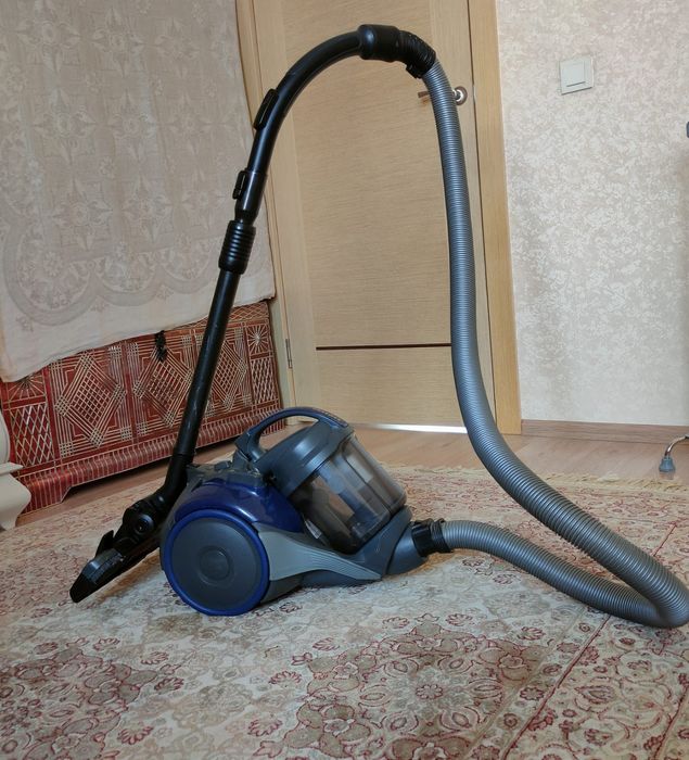 Продается пылесос Samsung