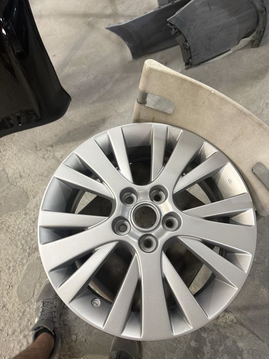 Продавам джанти за mazda 5x114.3 17”