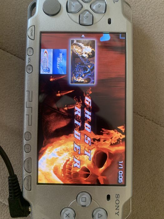 PSP 2000 без аккумулятора