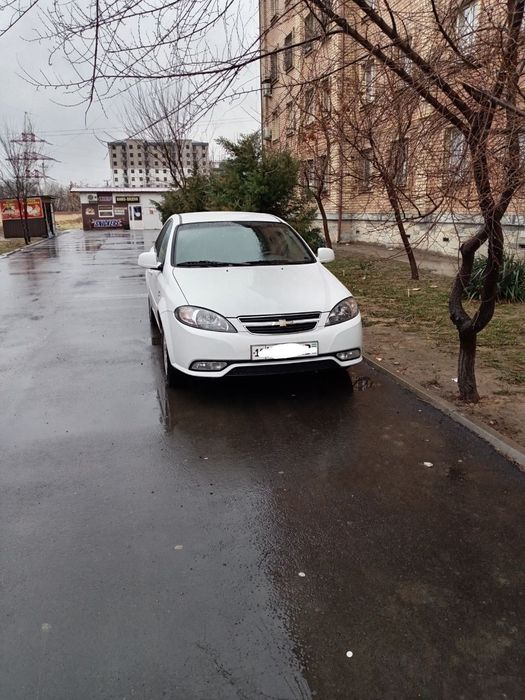 Автомобиль Gentra