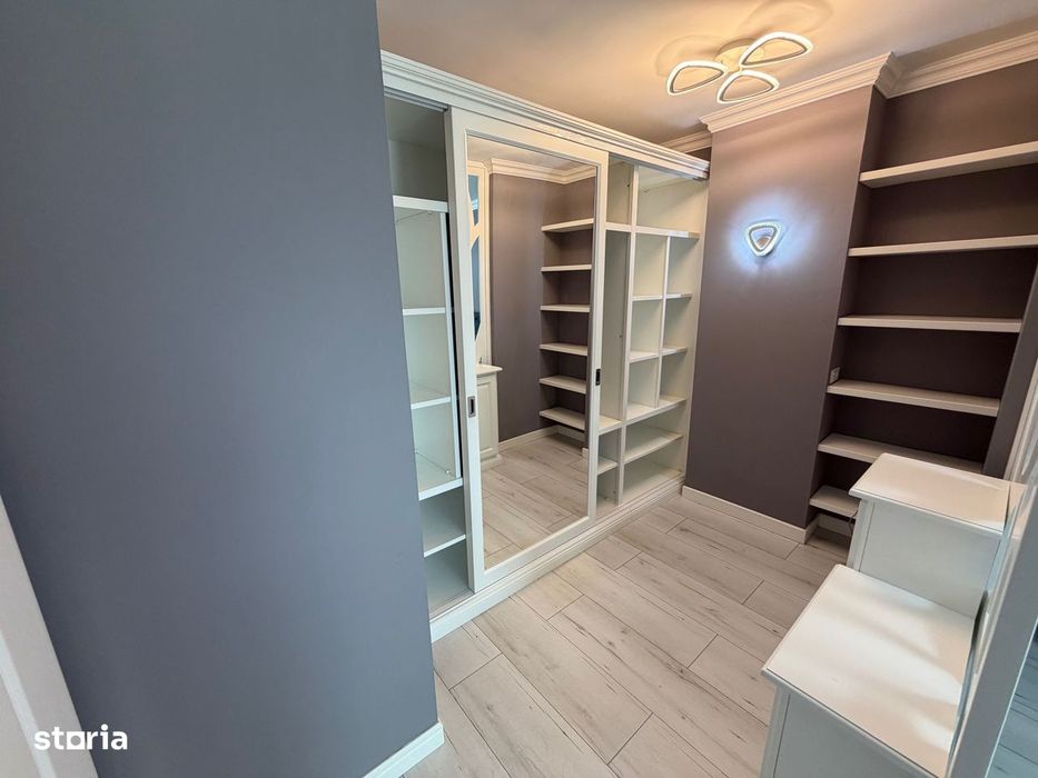 Inchiriez Apartament 3 camere Exigent