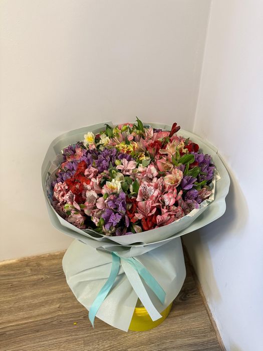 Продаю  свежие цветы