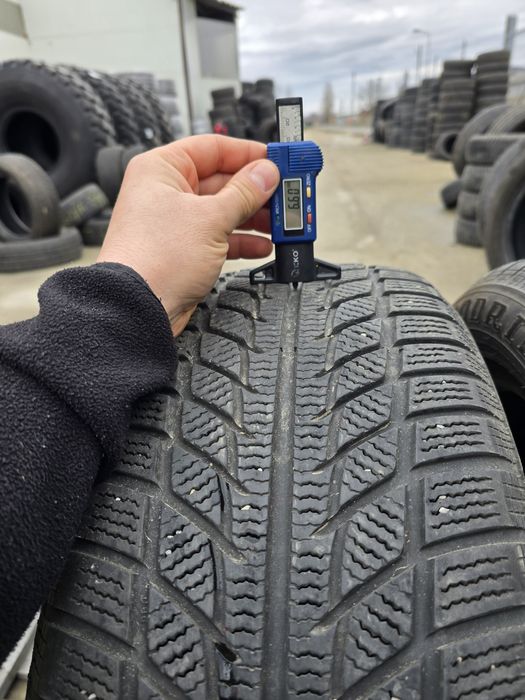 Anvelope de iarna 215-55r16 Goodride