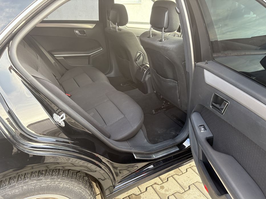 Mercedes benz e220 - 2.2 diesel 170 cp