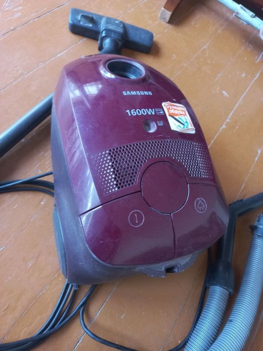 Samsung пылесос 1600W