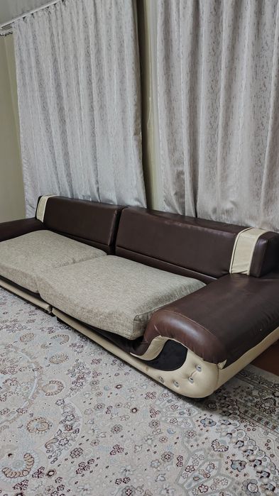 Продам диван почти новый