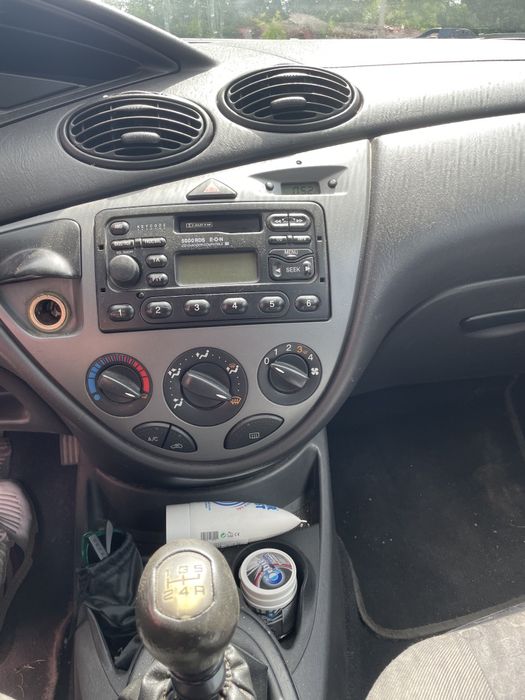FORD Focus 2002 — imagine 5