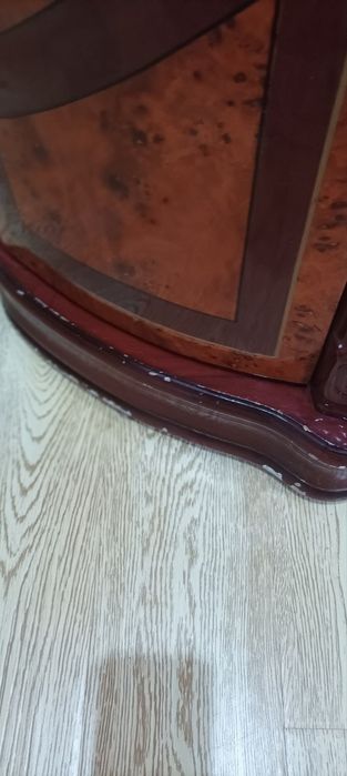 Хитой мебели сотилади