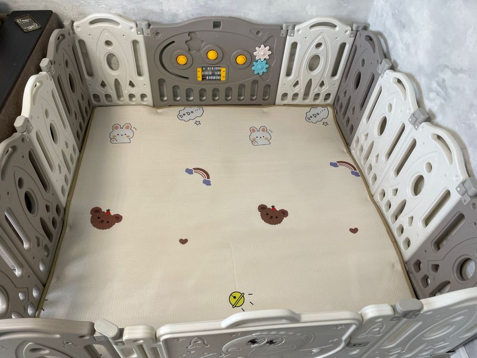 Продам манеж, в отличном состоянии