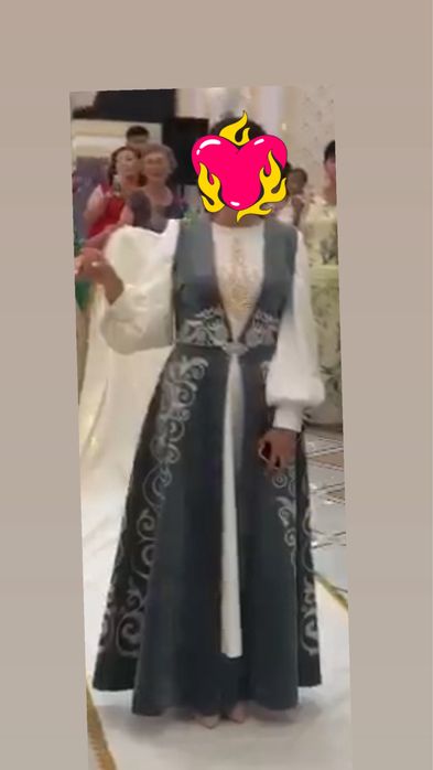 Платье на узату.