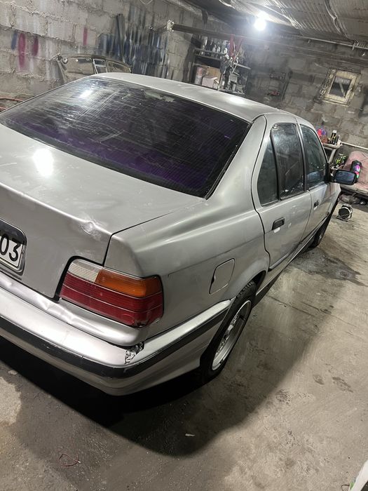 Продам бмв е 36 в хорошем состоянии