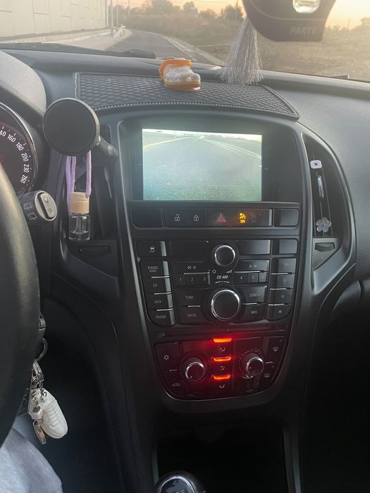 Opel Astra J 2012