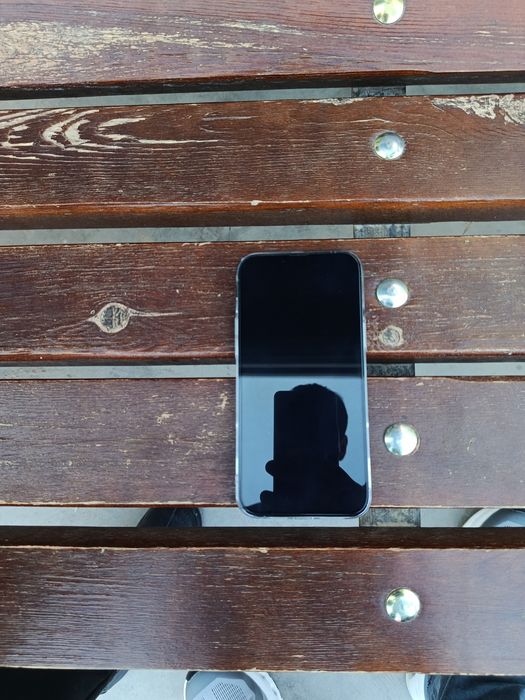 iPhone 13 pro max kafolati bilan.sotildi