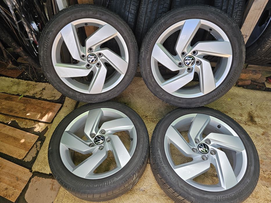 Jante aliaj 17" Volkswagen/ Skoda/ Seat cu anvelope 225/45/17
