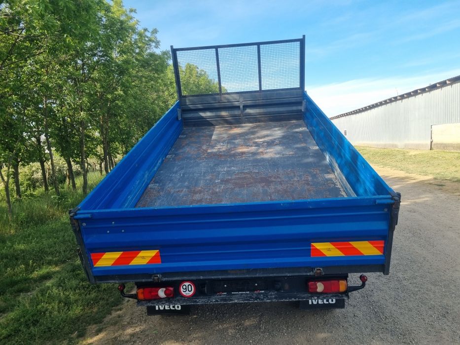 Iveco Eurocargo 75E18, basculabil pe 3 parti, basculare hidraulica pe cutie, Clima