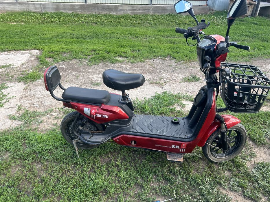 Электро скутер продам