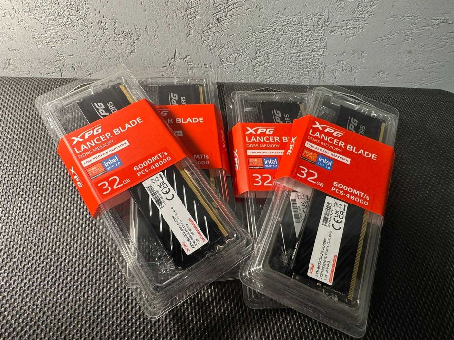 Memorii ram XPG kit 64gb ddr5 placute de 32gb 6000
