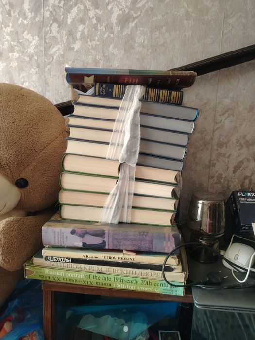 Отдам книги. Самовывоз