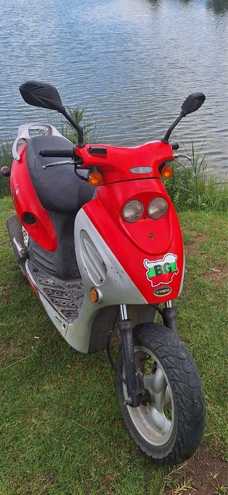 Продавам скутер Kymco cobra 75cc